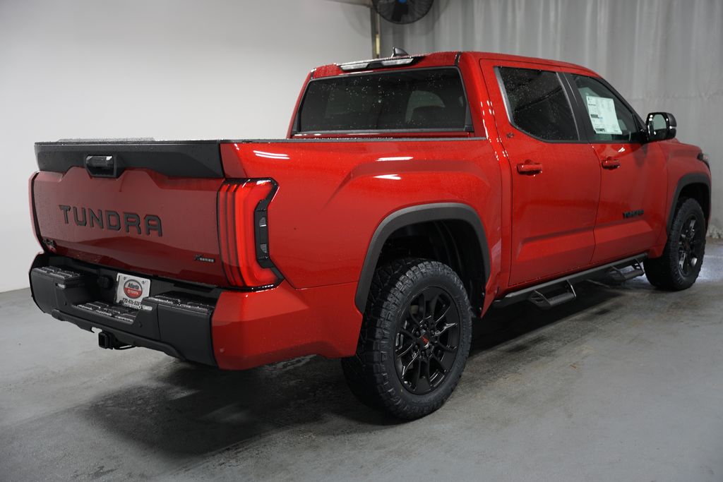 2025 Toyota Tundra SR5 8
