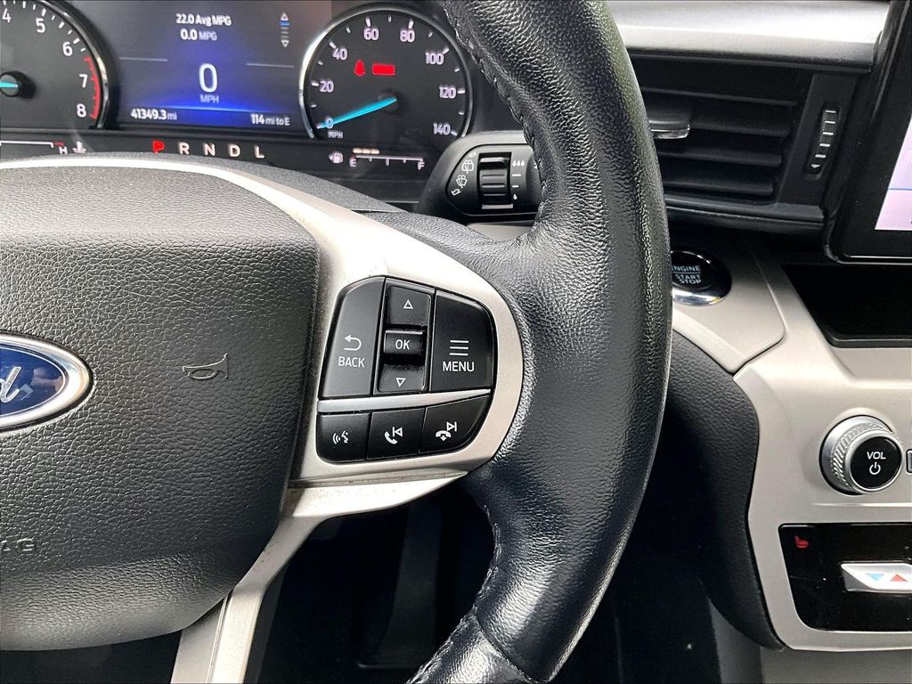 2022 Ford Explorer — photo 25