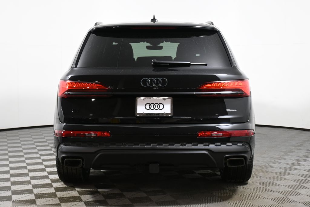 Thumbnail: 2026 Audi Q7 - 5