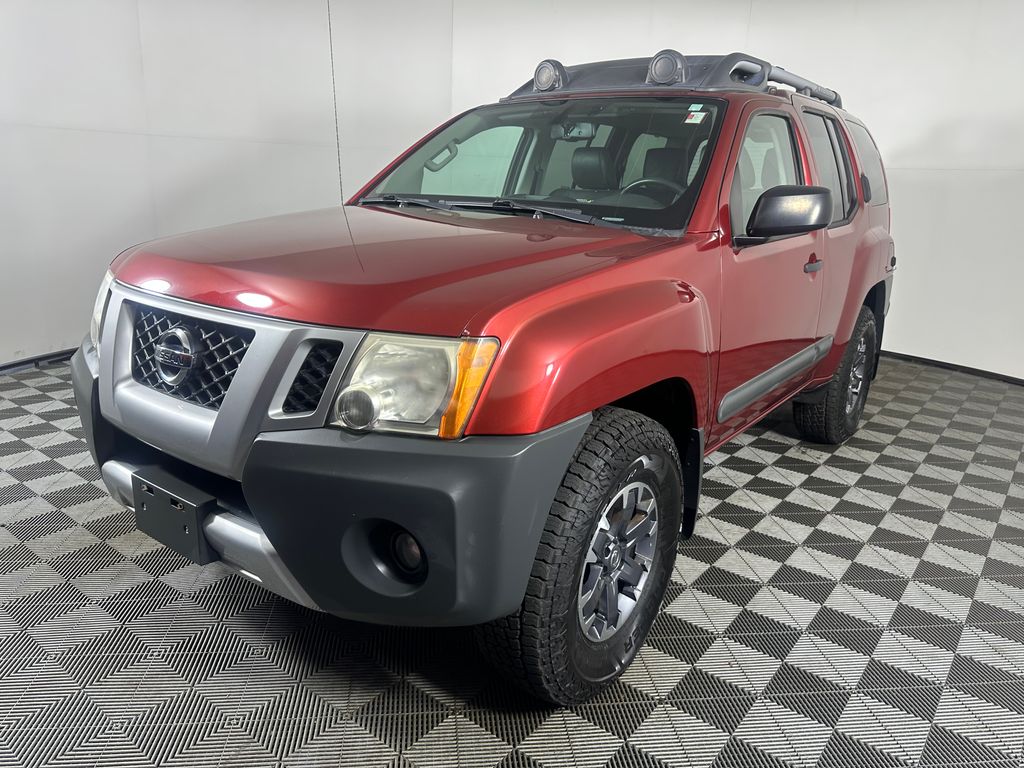 Cayenne Red Pearl 2015 Nissan Xterra SUV / Crossover 5-Speed Automatic