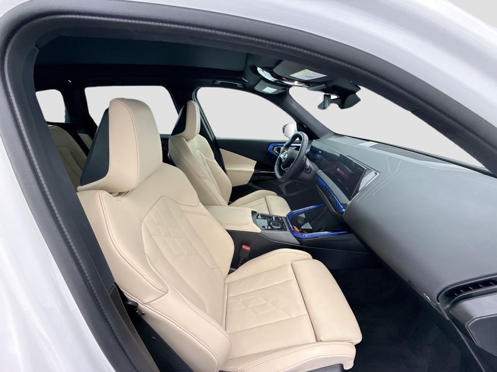 Thumbnail: 2026 BMW X3 - 18