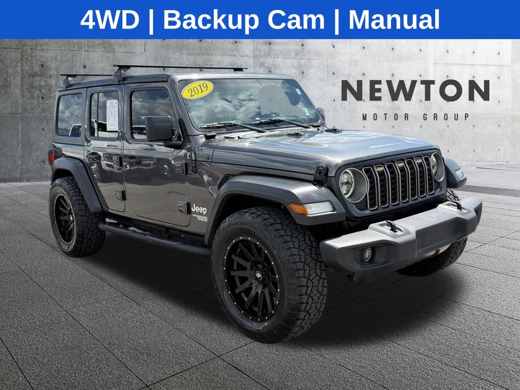 Gray (Granite Crystal Metallic Clearcoat) 2019 Jeep Wrangler SUV / Crossover Four-Wheel Drive 6-Speed Manual