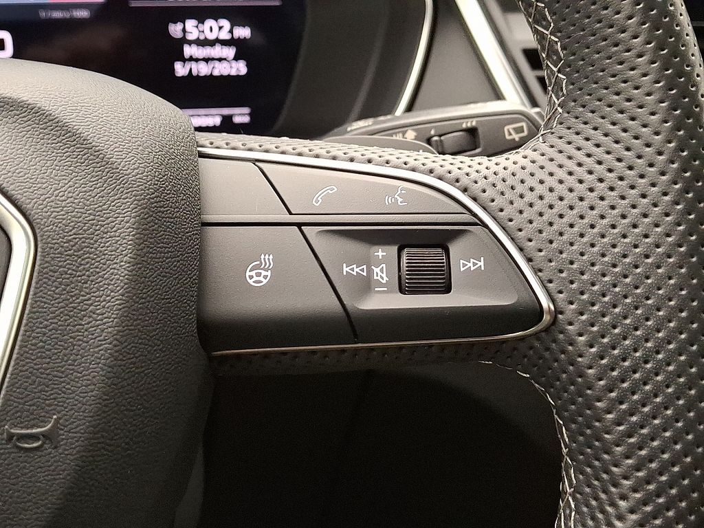 2022 Audi SQ5 Premium Plus 24