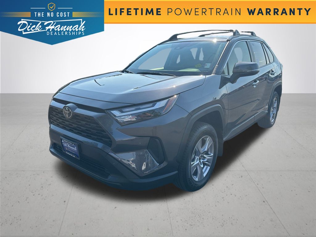 2025 Toyota RAV4 Hybrid XLE