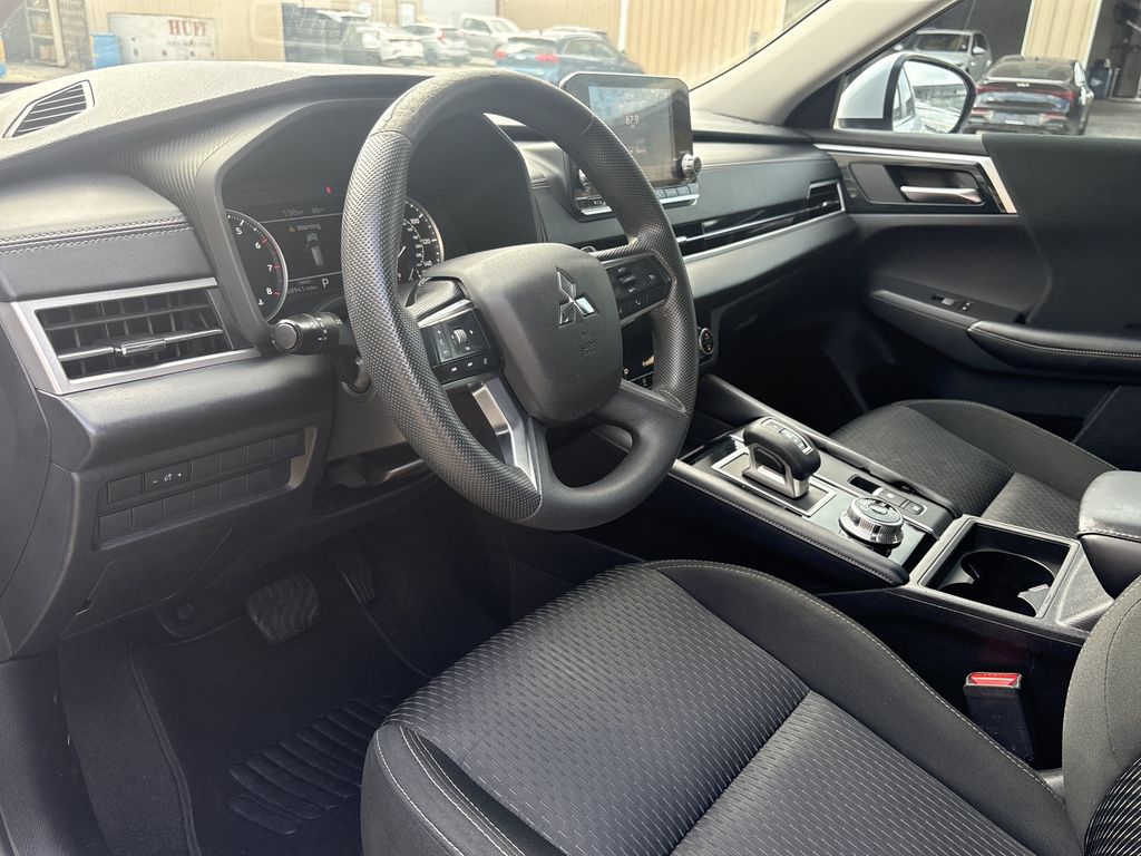 2022 Mitsubishi Outlander ES  at Community Toyota