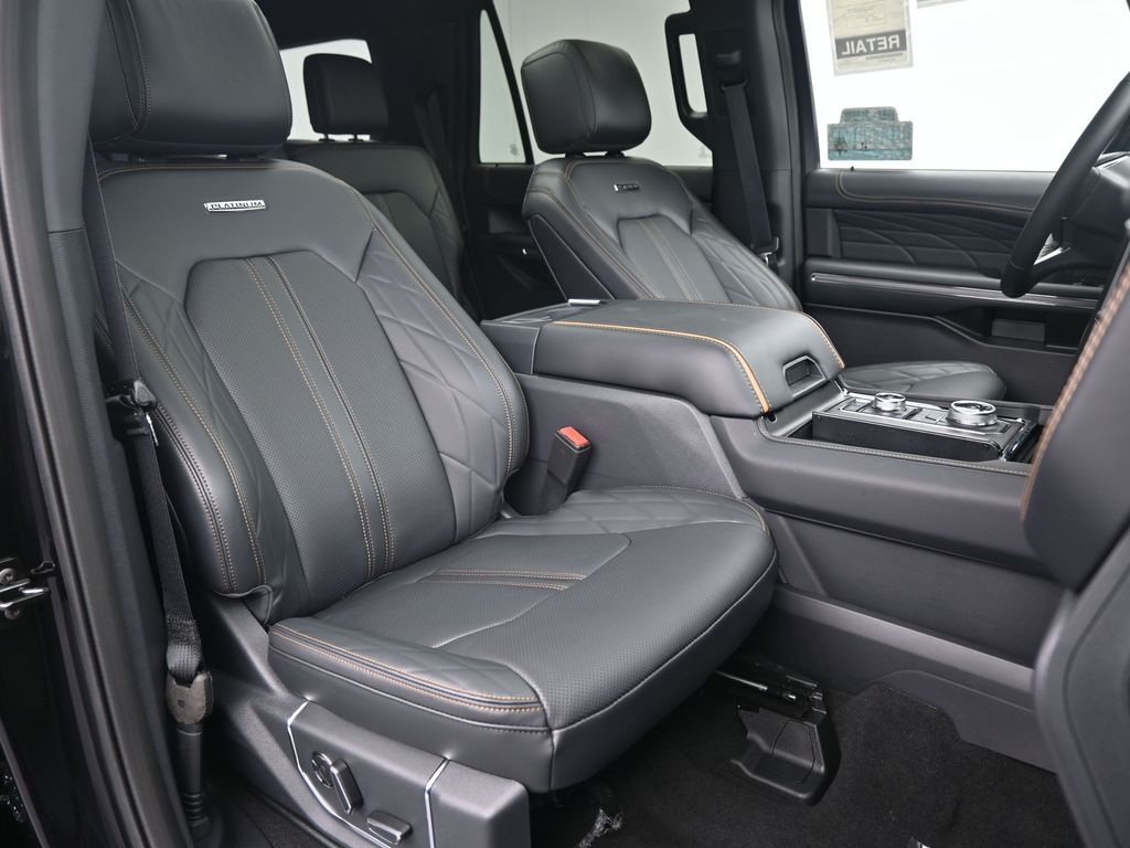 2024 Ford Expedition MAX Platinum