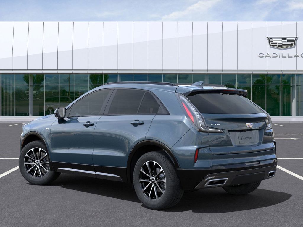 2025 Cadillac XT4 Sport 3