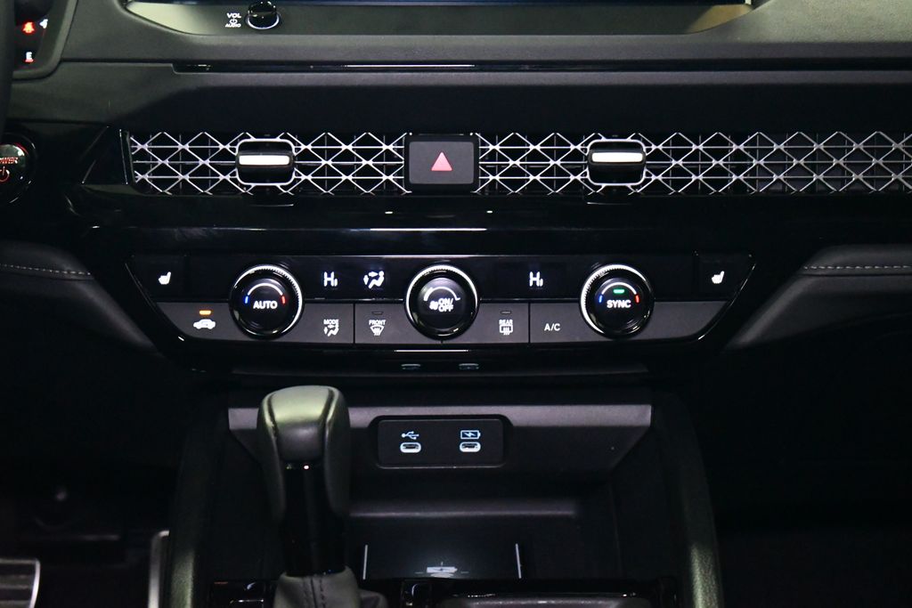 Thumbnail: 2025 Honda Accord - 19