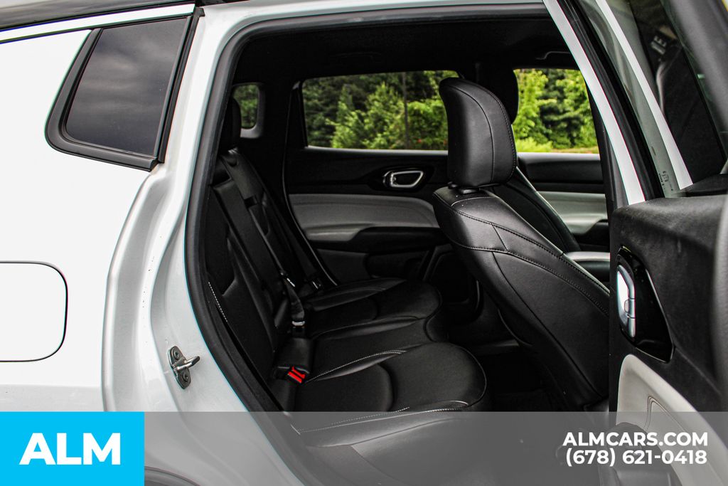 Used 2025 White Jeep Limited image 18
