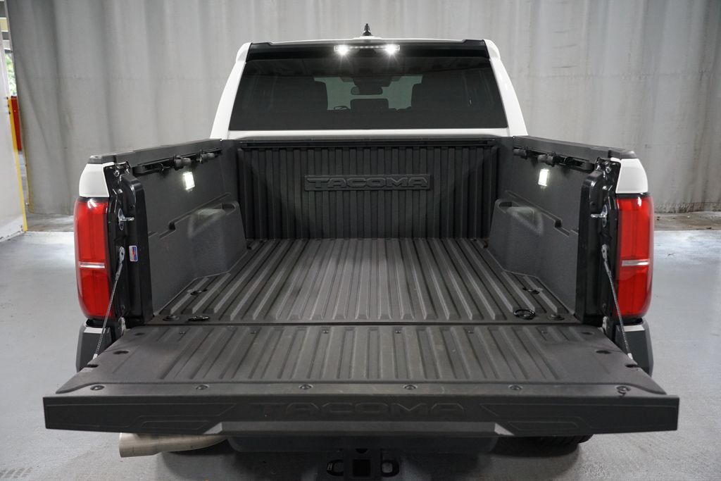 Thumbnail: 2025 Toyota Tacoma - 32