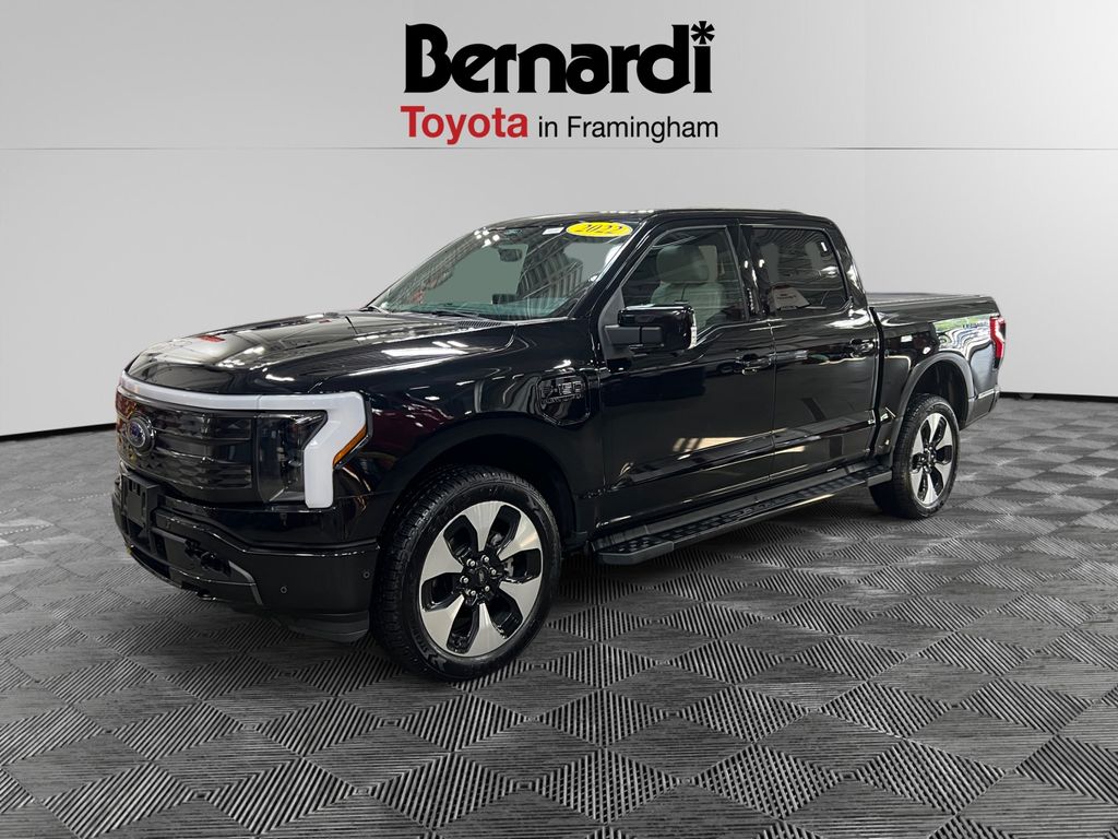 2022 Ford F-150 Lightning Platinum SuperCrew AWD