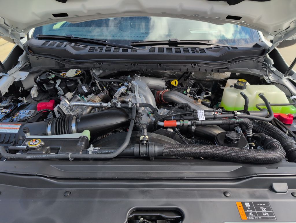 2026 Ford F-350 Super Duty Platinum - Photo 35