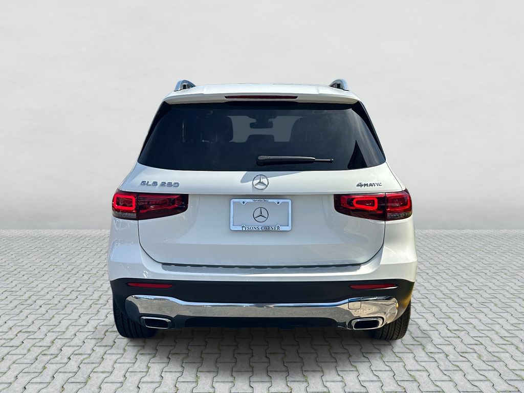 Thumbnail: 2022 Mercedes-Benz GLB - 13