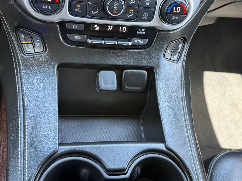 used 2019 GMC Yukon XL car, priced at $17,993