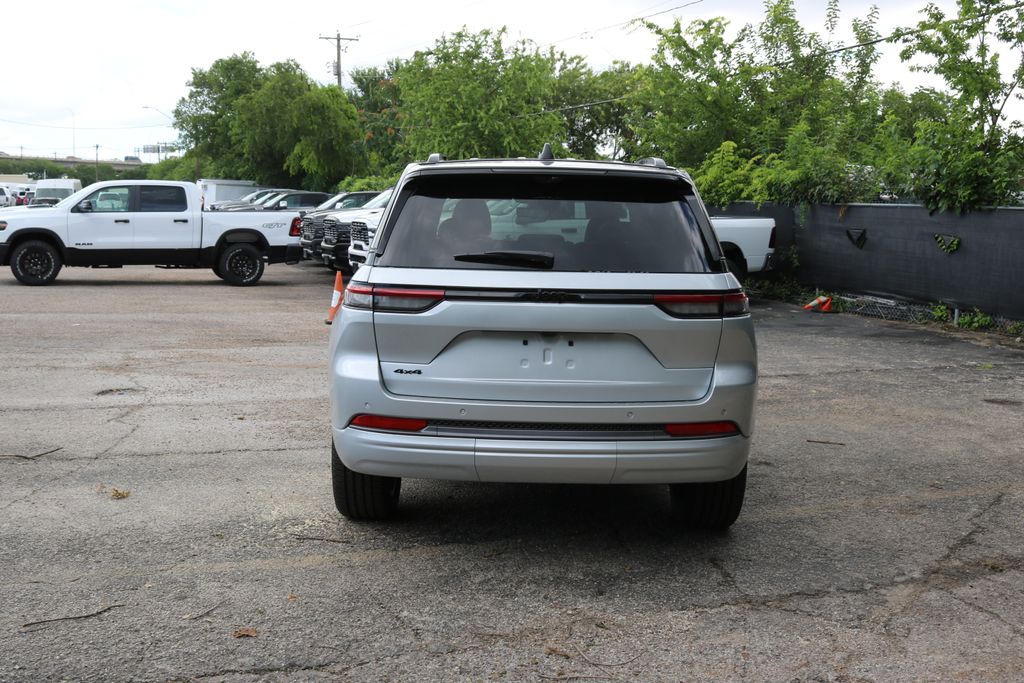 New 2026 Silver Jeep Limited Reserve image 4