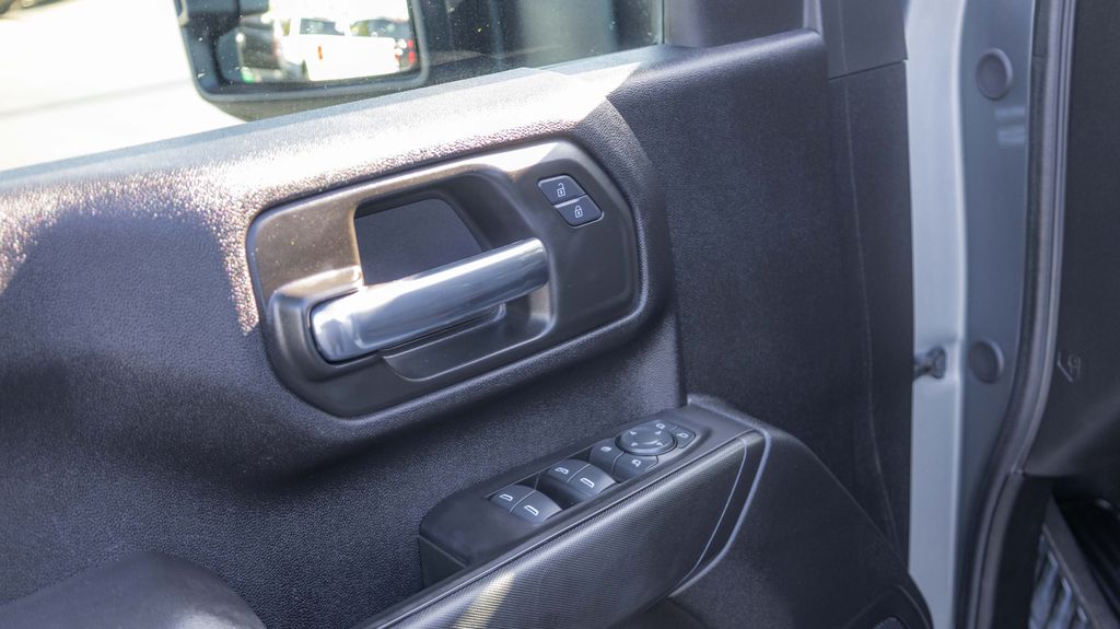 Used 2024 Chevrolet Silverado 2500HD Custom 4D Crew Cab