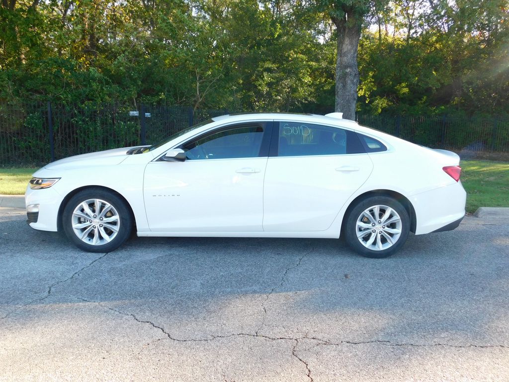 Thumbnail: 2024 Chevrolet Malibu - 2