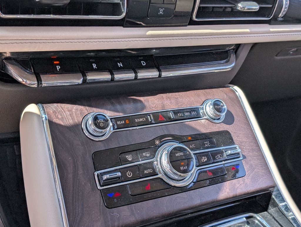 used 2023 Lincoln Aviator car, priced at $43,888