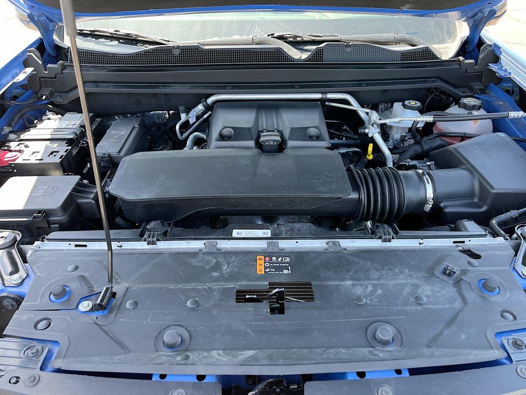 Used 2025 Blue Chevrolet Trail Boss image 29