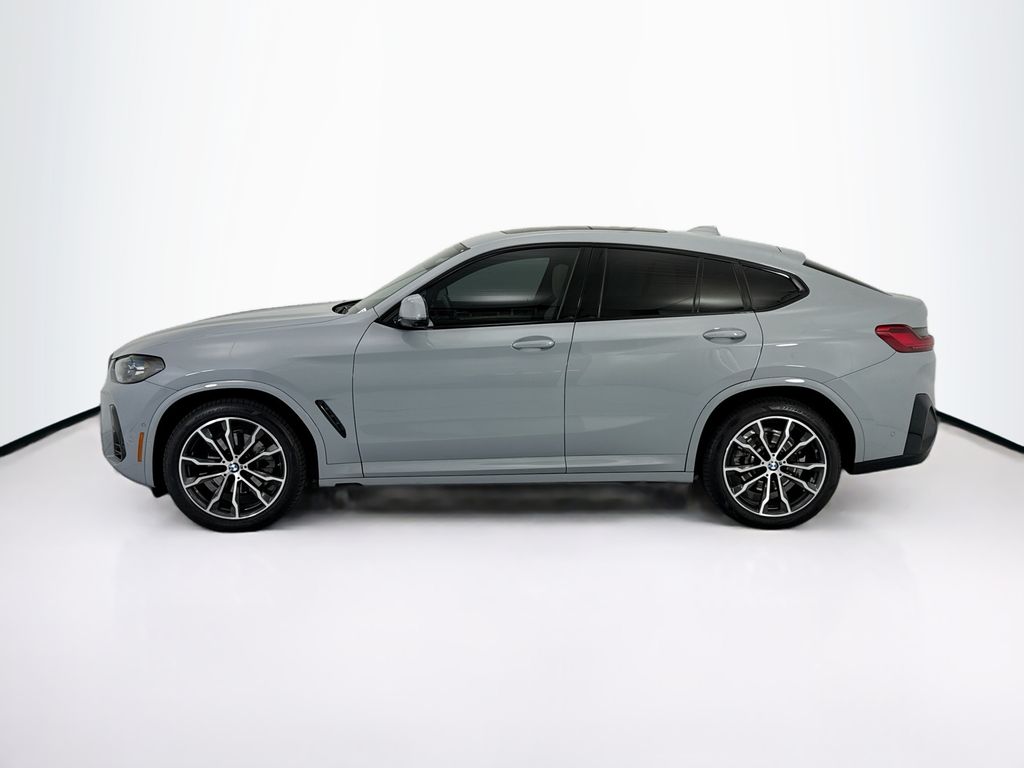 Thumbnail: 2024 BMW X4 - 8