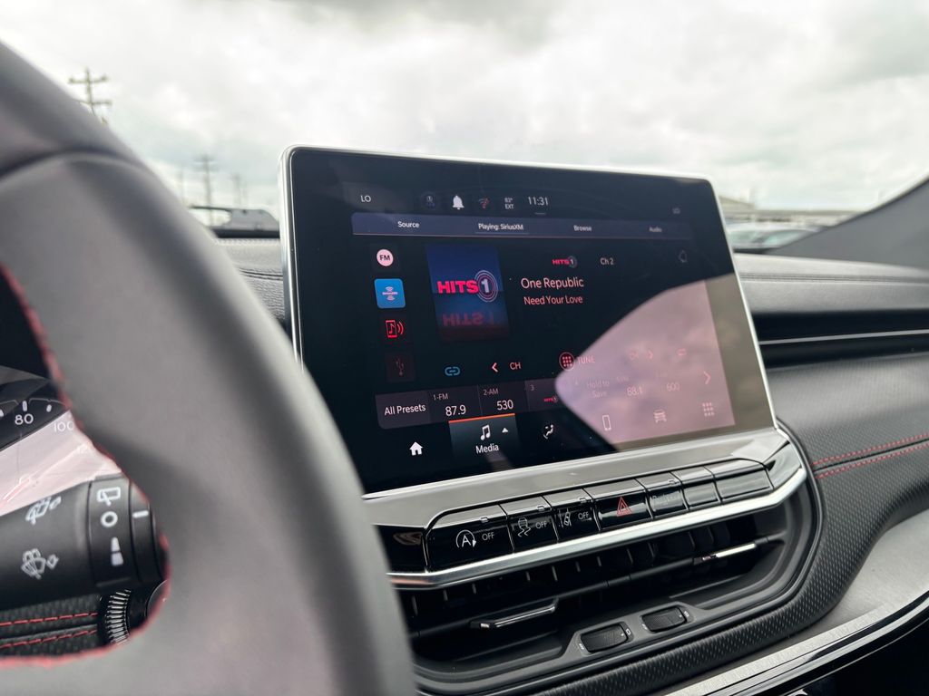 Used Car 2025 Jeep Compass  Trailhawk For Sale Under $30,000 In Austin, Texas