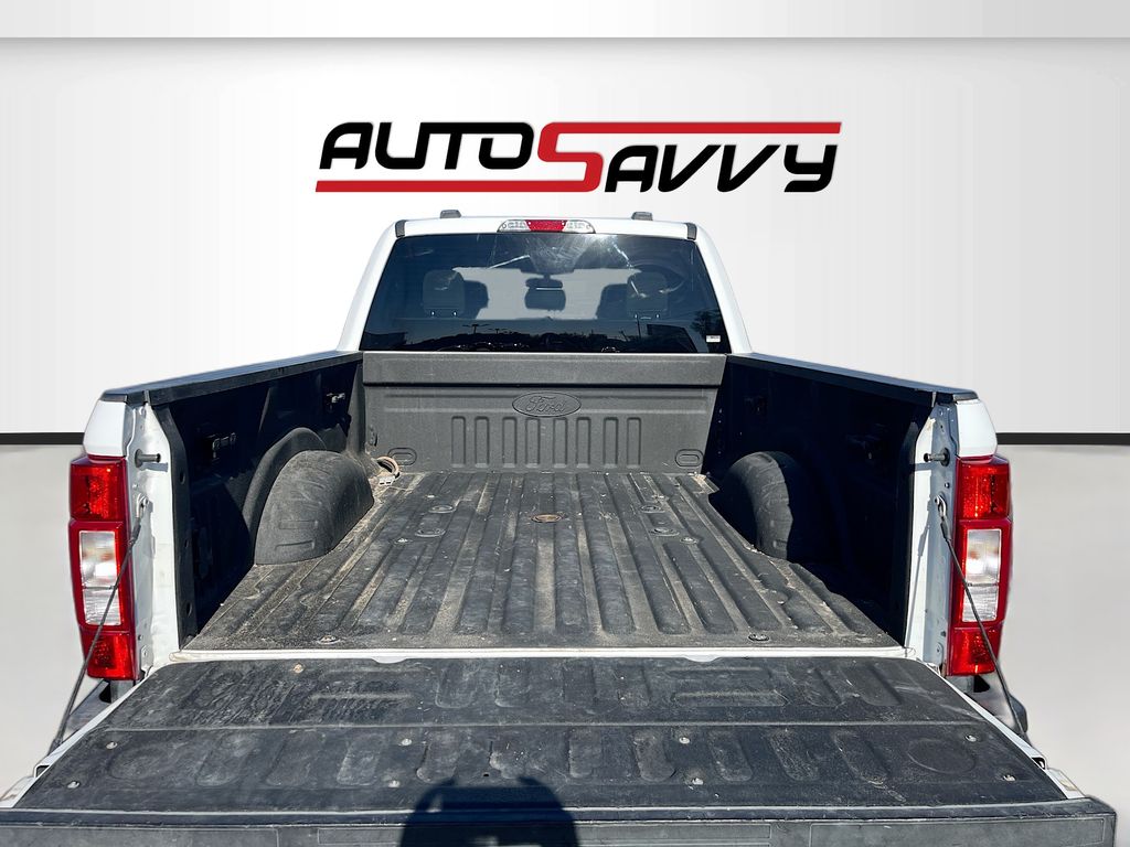 Used 2022 White Ford XLT image 26