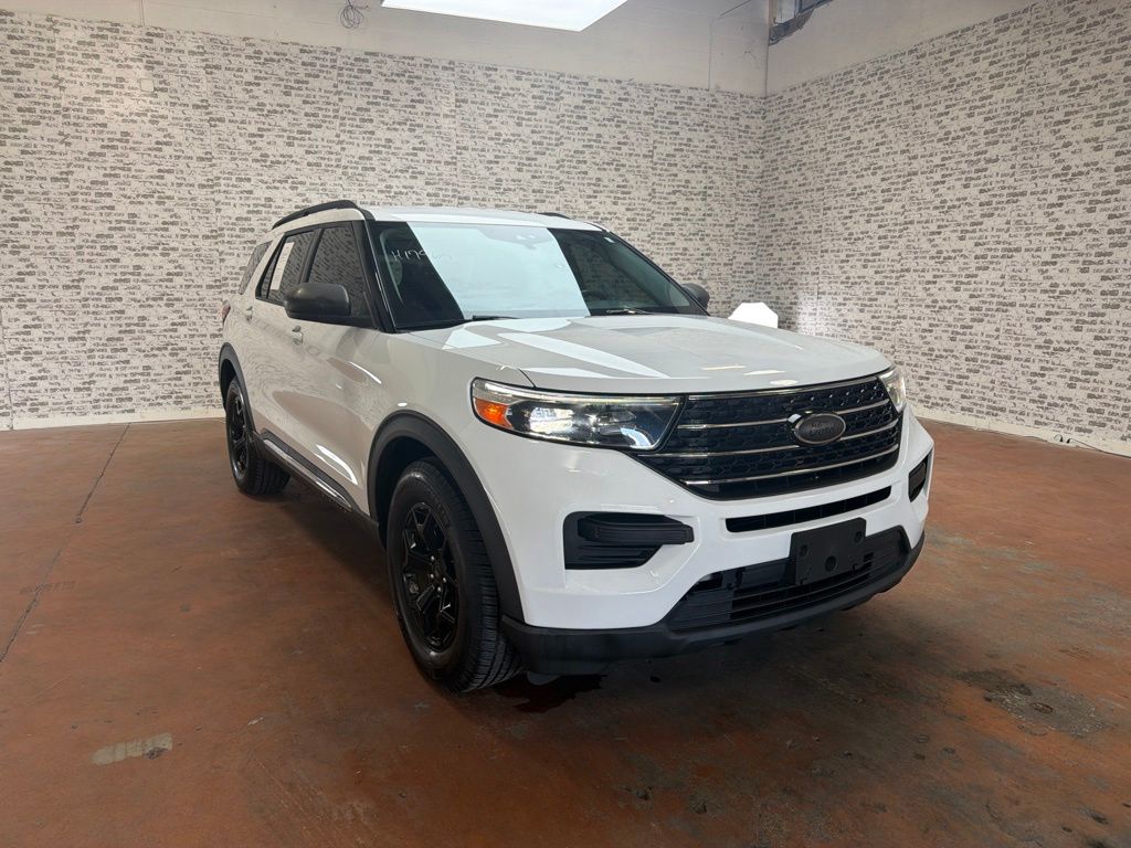 Oxford White 2021 Ford Explorer SUV / Crossover All-Wheel Drive Automatic