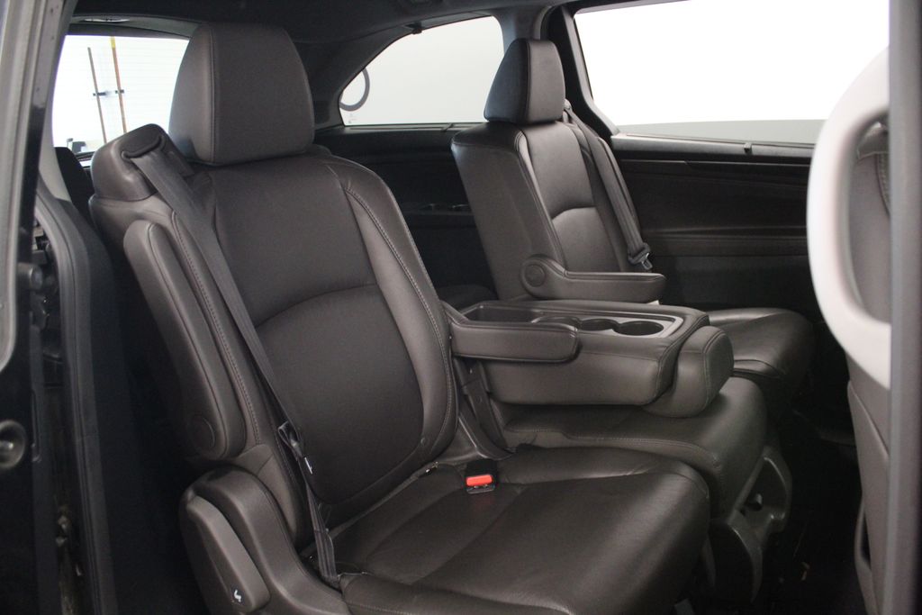 Thumbnail: 2020 Honda Odyssey - 26