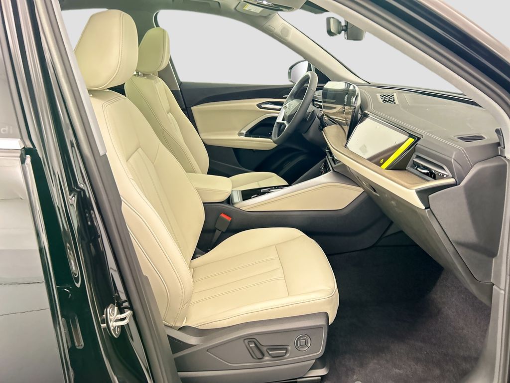 Thumbnail: 2026 Audi Q5 - 19