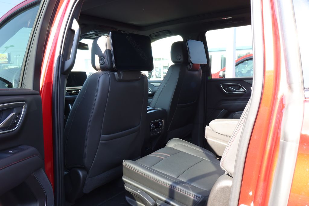 Thumbnail: 2021 Chevrolet Suburban - 31