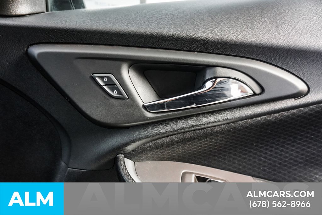 Used 2025 Black Chevrolet LT image 45