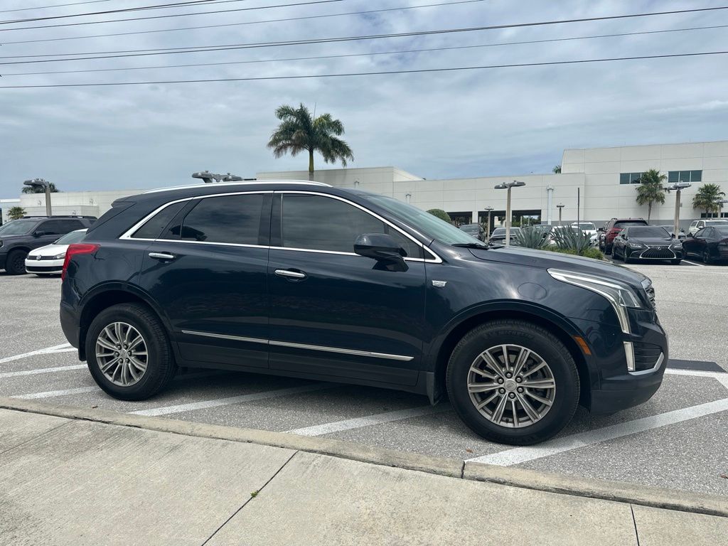 Used 2017 Dark Adriatic Blue Metallic Cadillac Luxury image 4