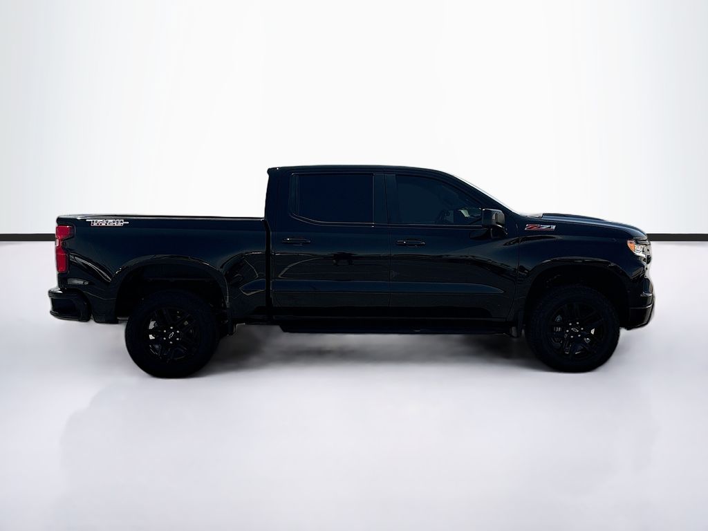Thumbnail: 2025 Chevrolet Silverado 1500 - 4