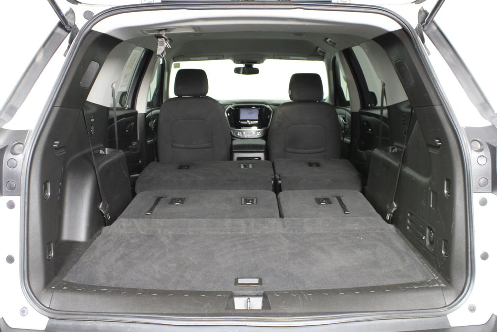 Used 2021 Chevrolet Traverse for sale in 