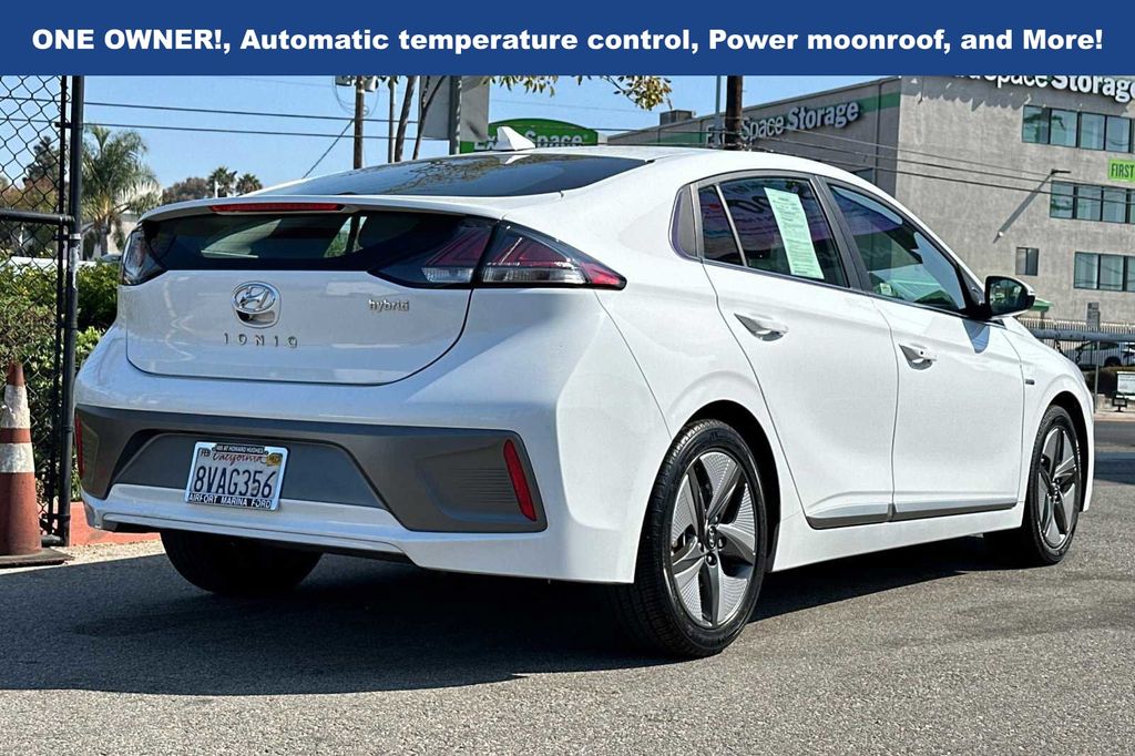 2020 Hyundai Ioniq Hybrid SEL 5