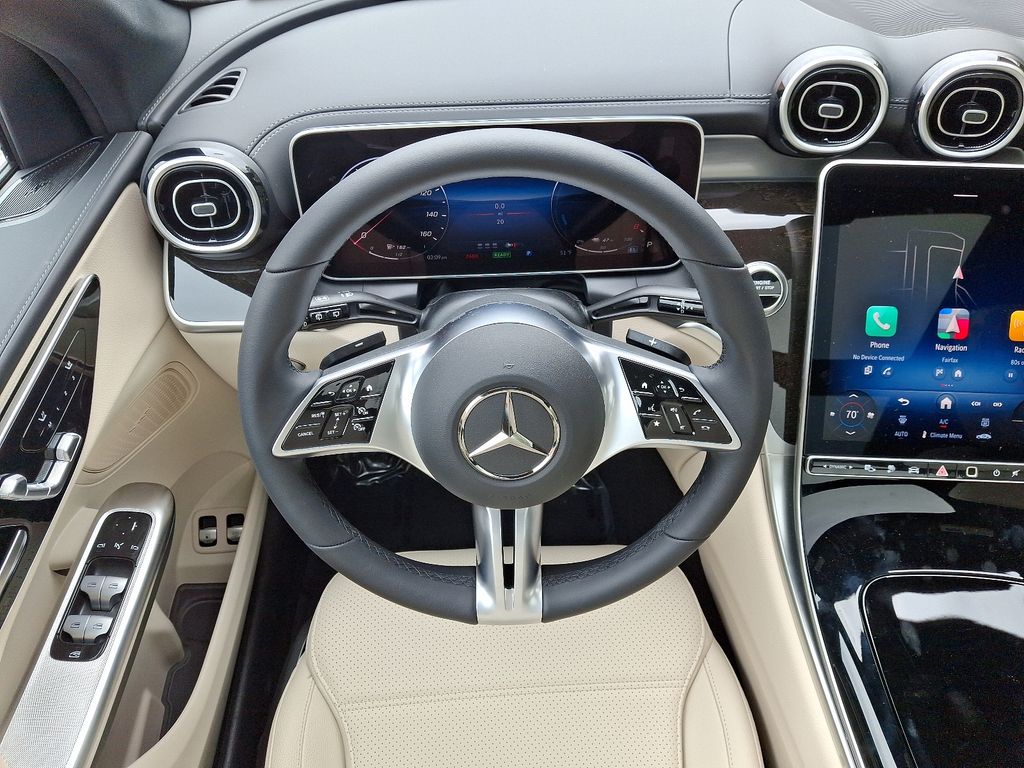 2025 Mercedes-Benz GLC 350 7
