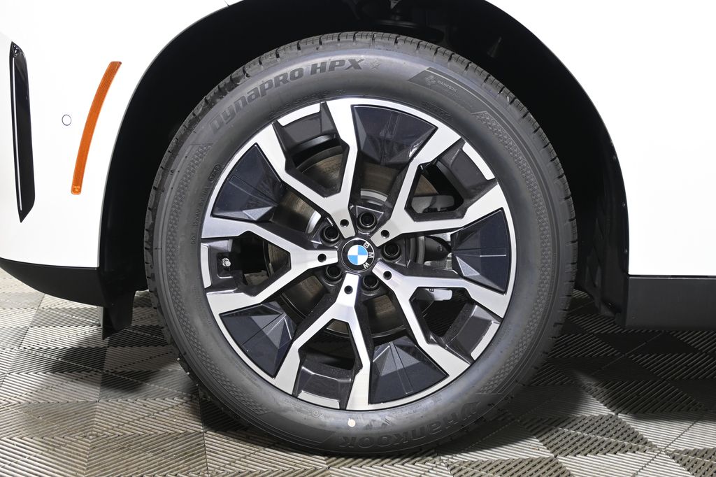 Thumbnail: 2026 BMW X3 - 12