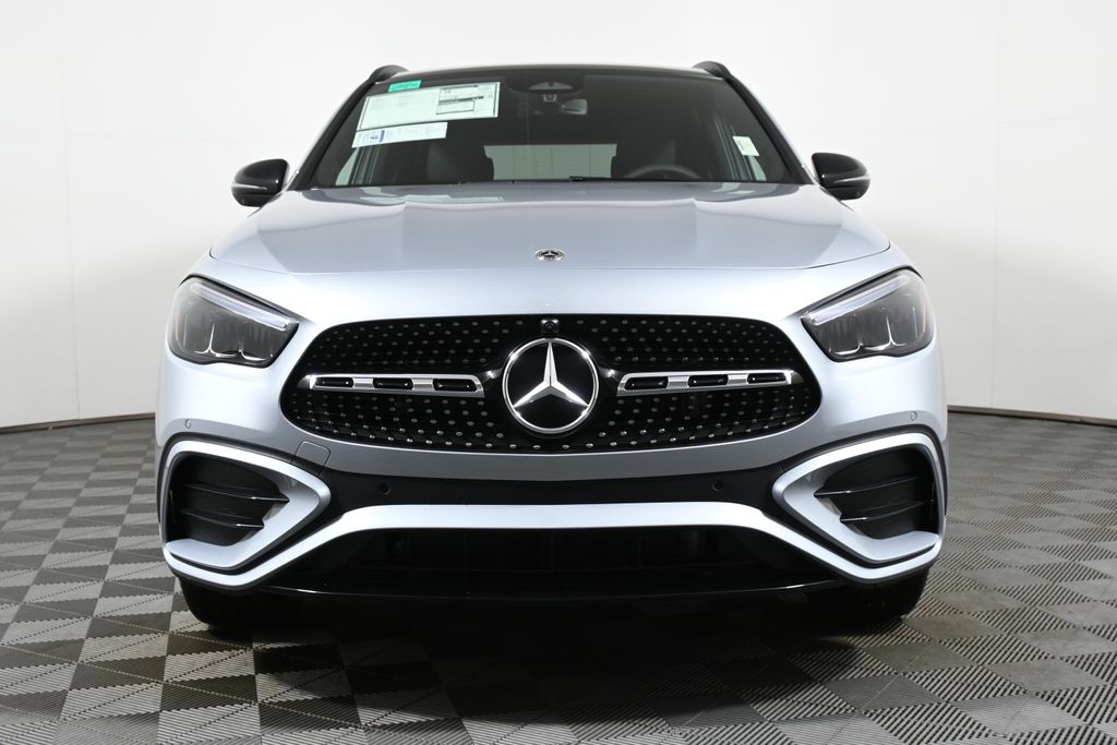 2025 Mercedes-Benz GLA 250 4MATIC 9