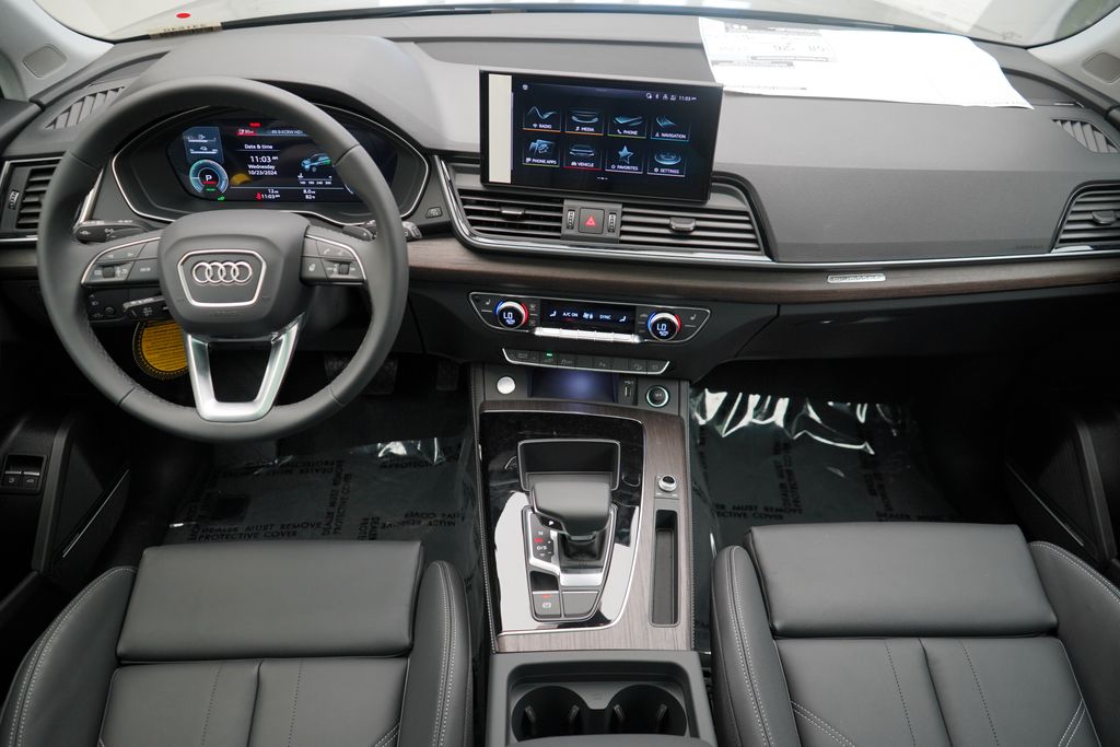 2024 Audi Q5 e  11