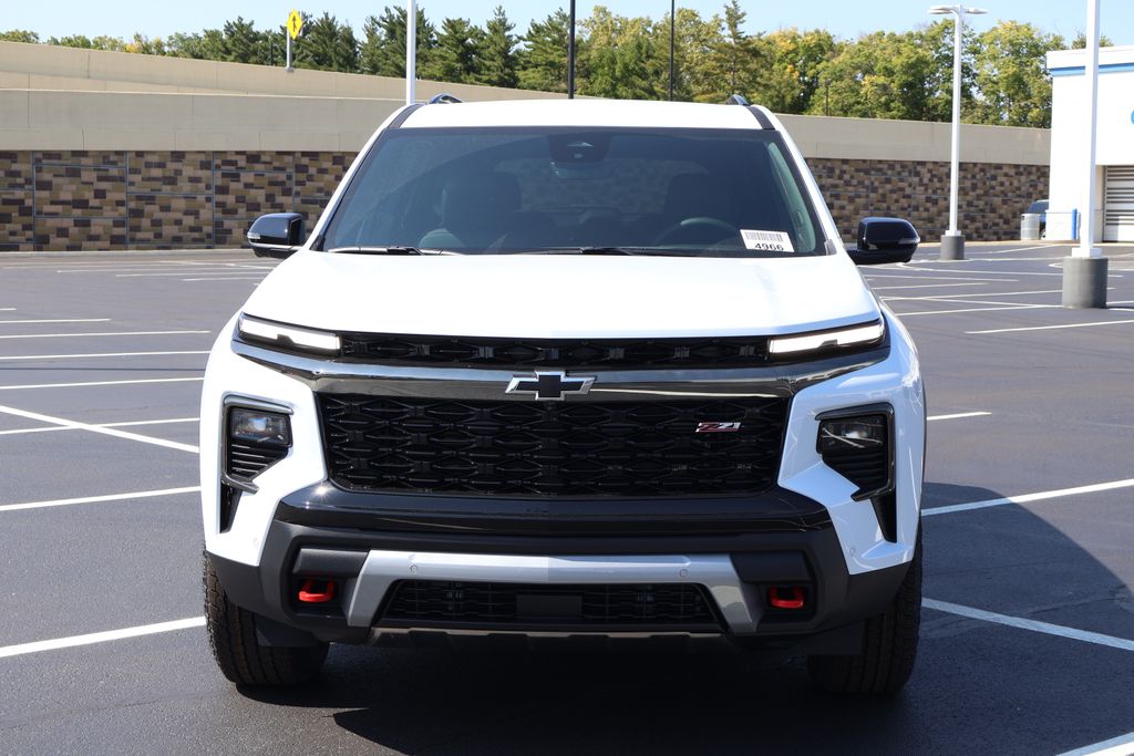 Thumbnail: 2026 Chevrolet Traverse - 2