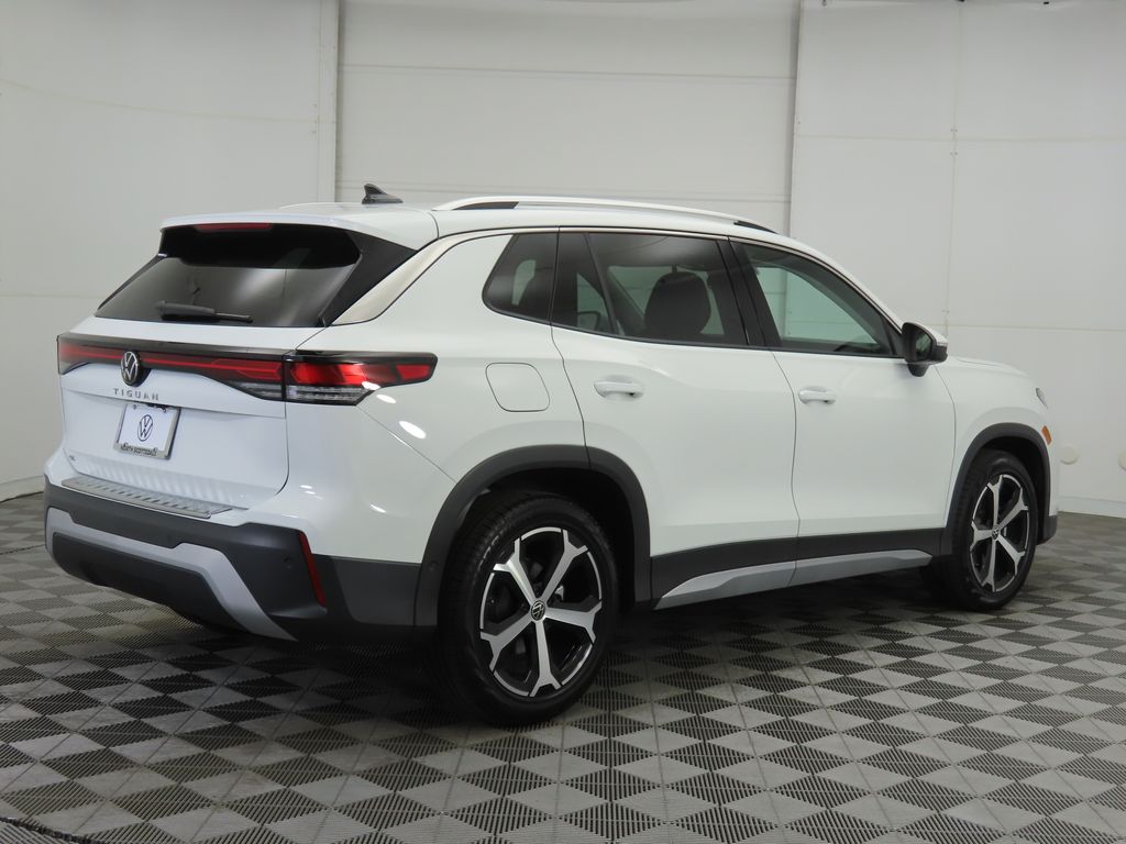 Thumbnail: 2026 Volkswagen Tiguan - 5