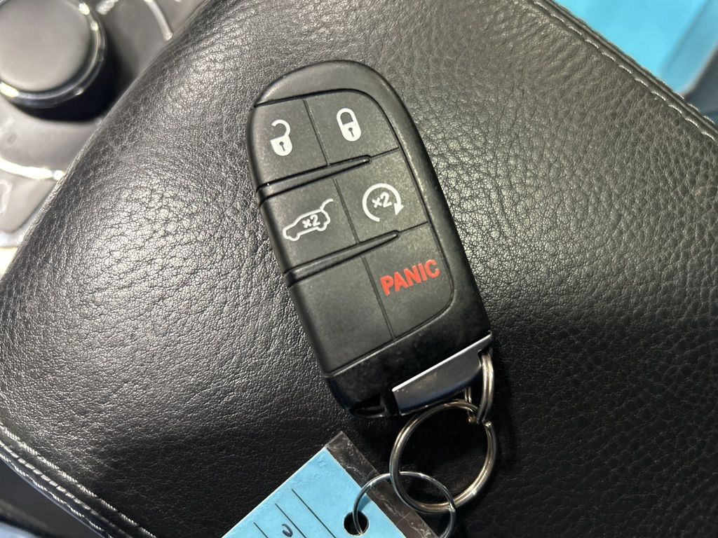 used 2020 Jeep Grand Cherokee car, priced at $25,928