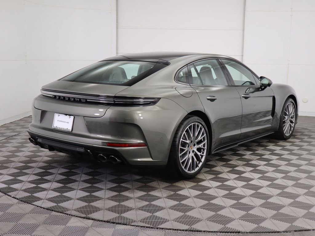 Thumbnail: 2025 Porsche Panamera - 7