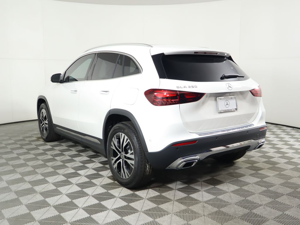 2025 Mercedes-Benz GLA 250 7