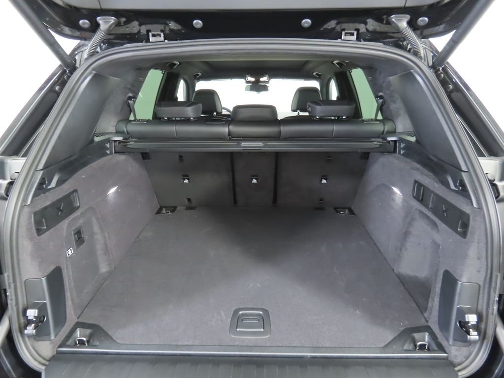 Thumbnail: 2026 BMW X5 - 28