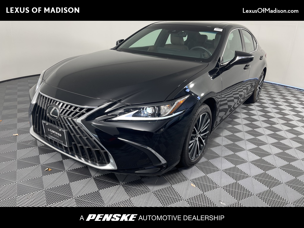 2024 Lexus ES 350 -
                Middleton, WI