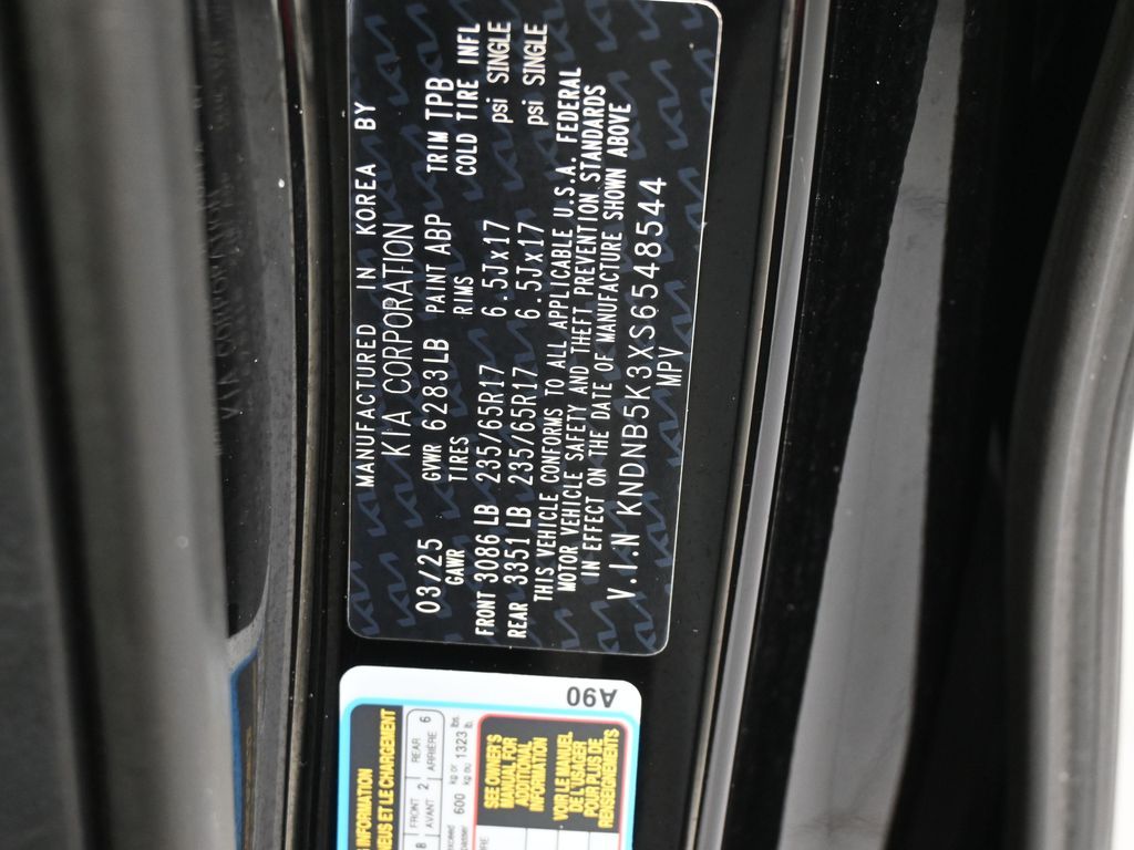 Used 2025 Aurora Black Pearl Kia LXS image 15