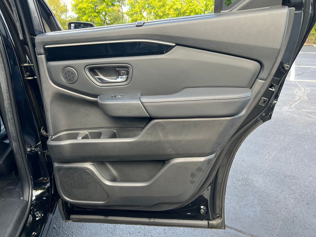 Thumbnail: 2025 Honda Pilot - 25