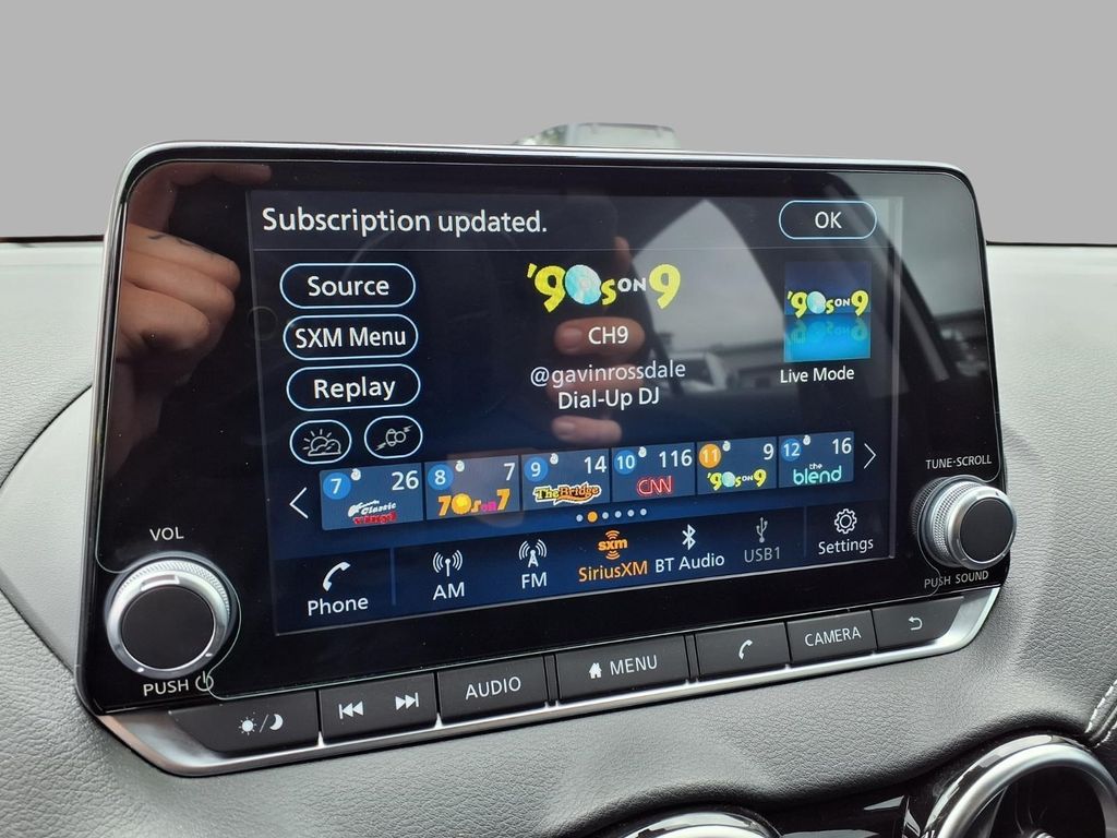 View vehicle photo 5