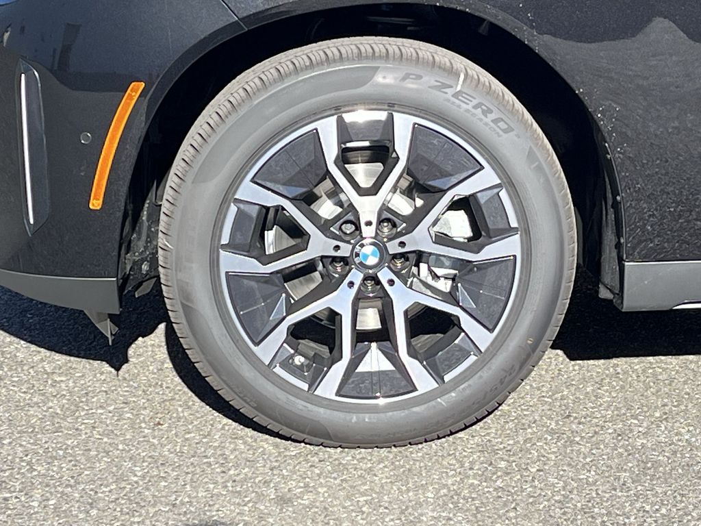 Thumbnail: 2026 BMW X3 - 10
